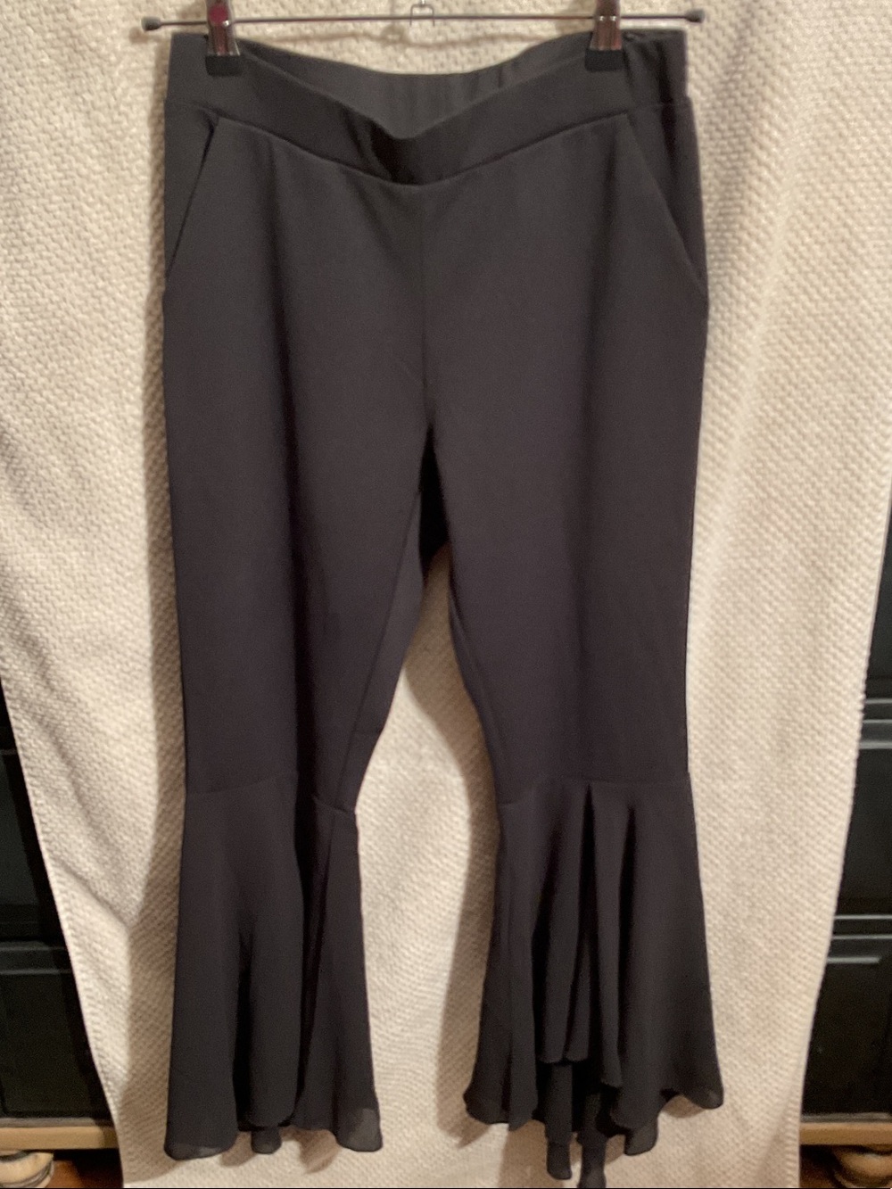 Women's Black Flared Cropped Pants